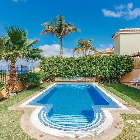Villa Paraiso *